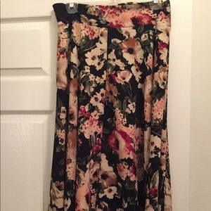 Agnes & Dora Ball Skirt